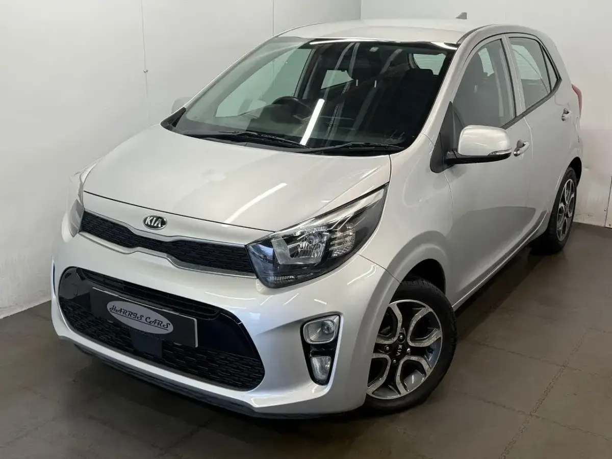 Used Kia Picanto 83 HP (61 kW) 2018 Silver Hatchback