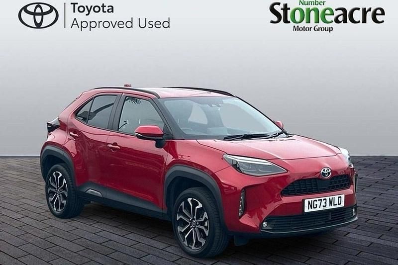 Used 2024 Toyota Yaris Hybrid Design SUV | £21,500 (Good price) - Image 1/1