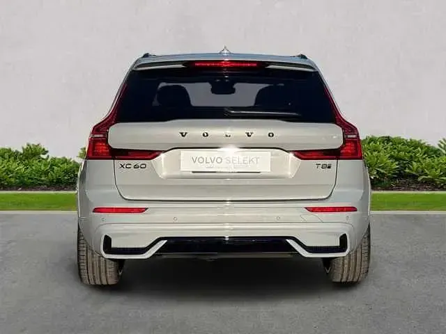 Used Volvo XC60 Ultra 449 HP (330 kW) 2026 Vapour grey SUV
