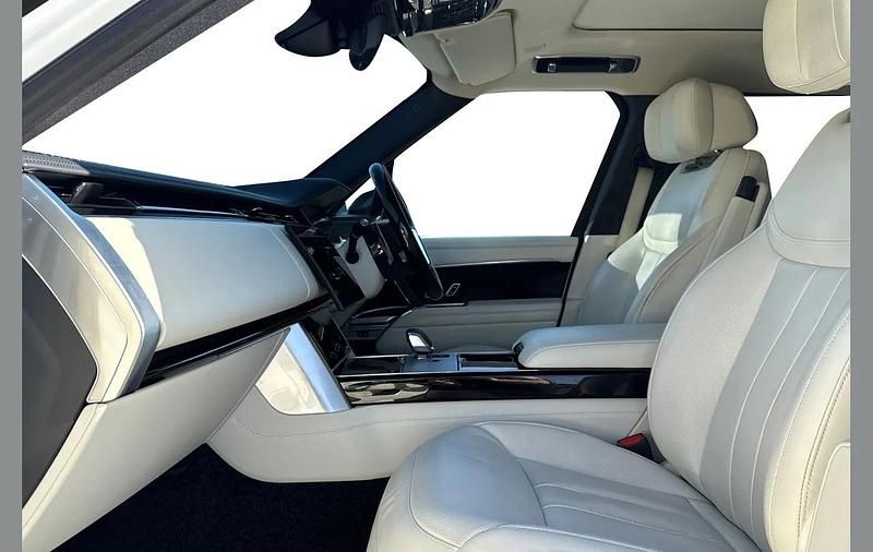 Used Land Rover Range Rover Autobiography 453 HP (333 kW) 2024 White SUV