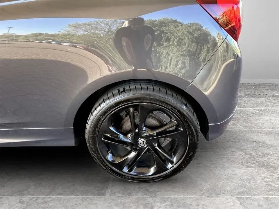 Second-hand Vauxhall Corsa Edition 90 CP (66 kW) 2016 Gri Hatchback