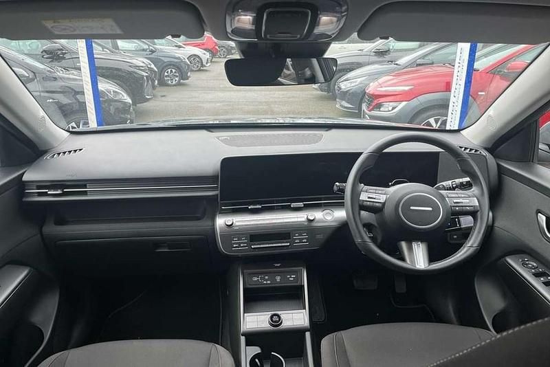 Usado Hyundai Kona Advanced 120 HP (88 kW) 2024 Cinzento SUV