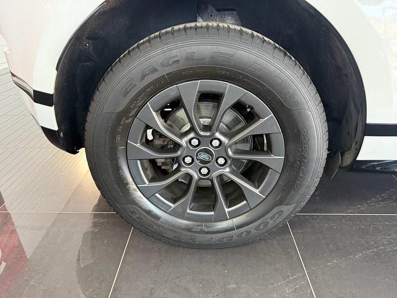 Used Land Rover Range Rover evoque R-Dynamic 150 HP (110 kW) 2020 White SUV