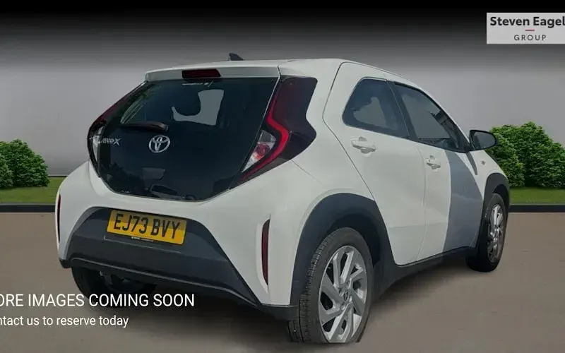 Used Toyota Aygo X PURE 72 HP (52 kW) 2025 SUV