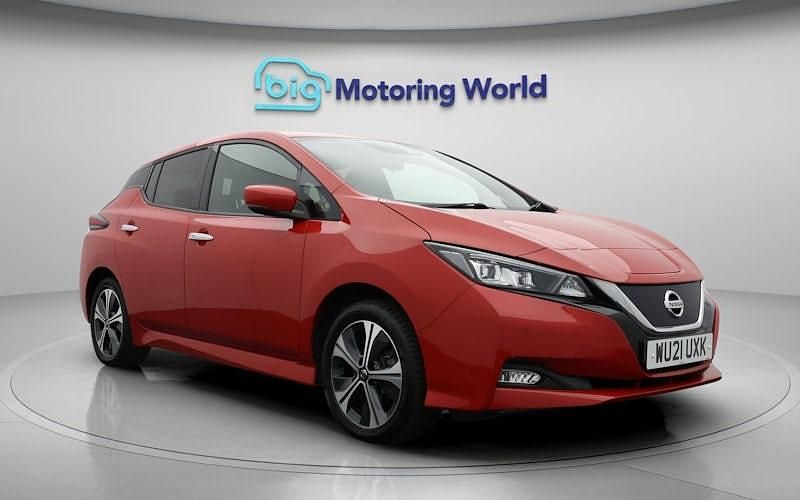 Usado Nissan Leaf Tekna 160 kW (218 HP) 2021 Vermelho Citadino