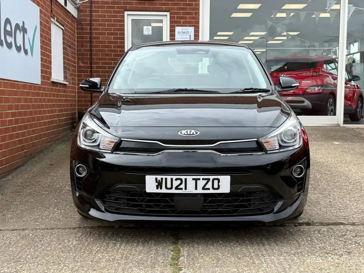 Used Kia Rio 84 HP (61 kW) 2021 Black Hatchback