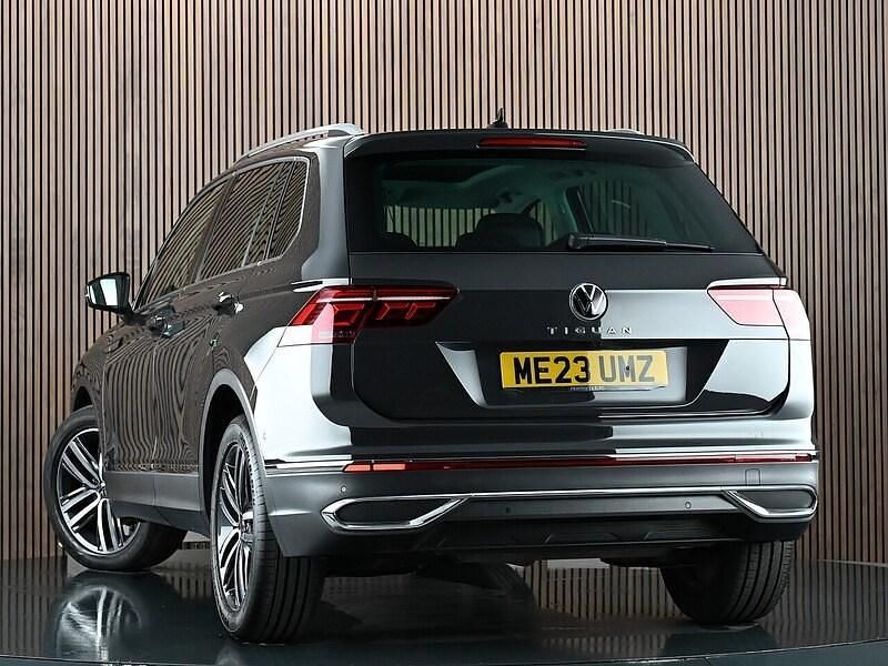 Used VW Tiguan Elegance 150 HP (110 kW) 2023 Grey SUV