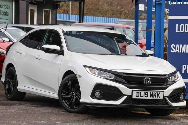 Used Honda Civic SR 120 HP (88 kW) 2019 White Hatchback