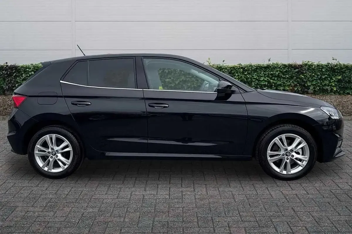 New Skoda Fabia SE L 85 HP (62 kW) 2026 Black magic pearl effect Hatchback