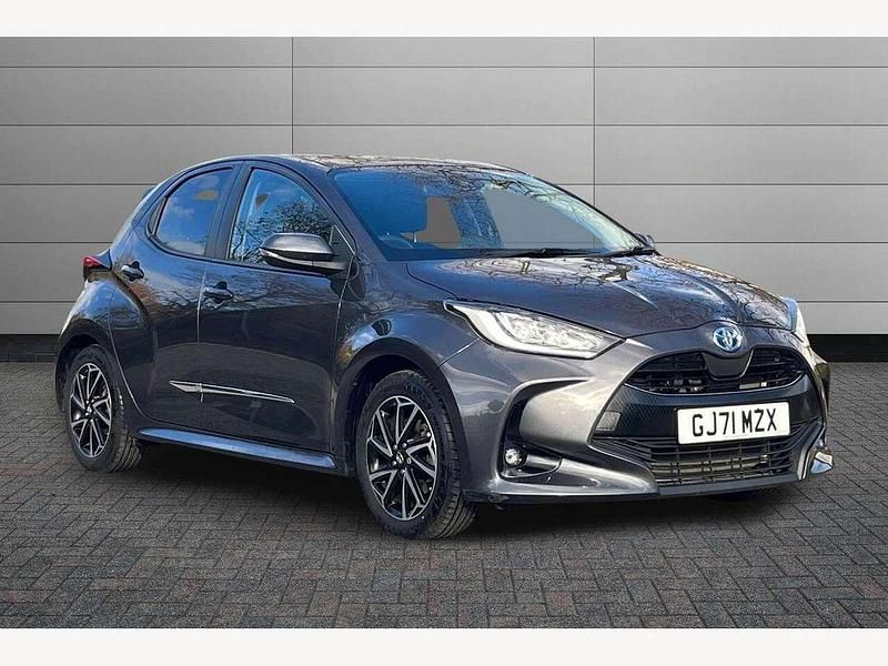 Grey Used 2021 Toyota Yaris Hybrid Design Hatchback | £16,495 (A bit pricey) - Image 1/2