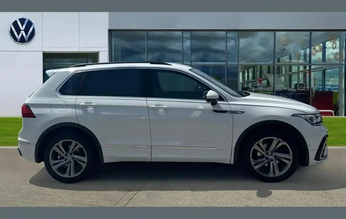 Used VW Tiguan R-line Edition 147 HP (108 kW) 2023 White SUV