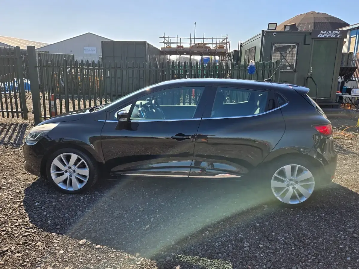 Używany Renault Clio IV Dynamique 2014 Czarny Hatchback