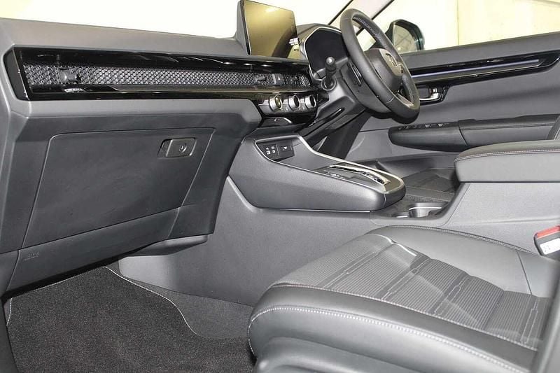 Used Honda CR-V Elegance 184 HP (135 kW) 2025 White SUV