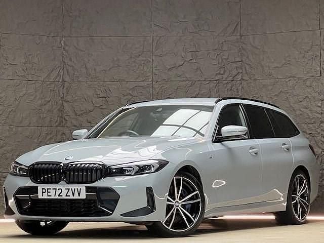Grey Used 2022 BMW 320 M Sport Estate | £31,995 (Expensive) - Image 1/4