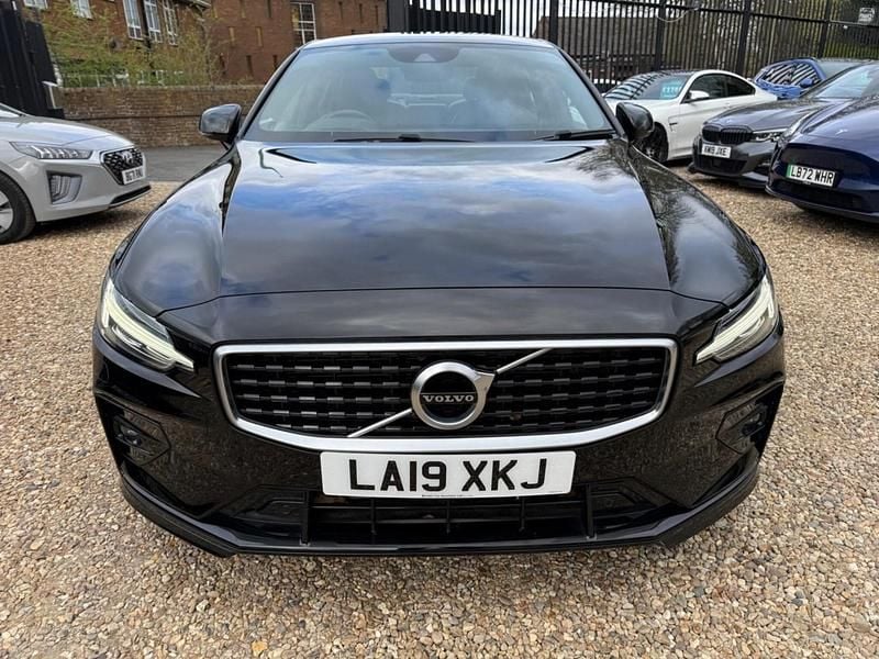 Used Volvo S60 R-Design 250 HP (183 kW) 2019 Black Sedan