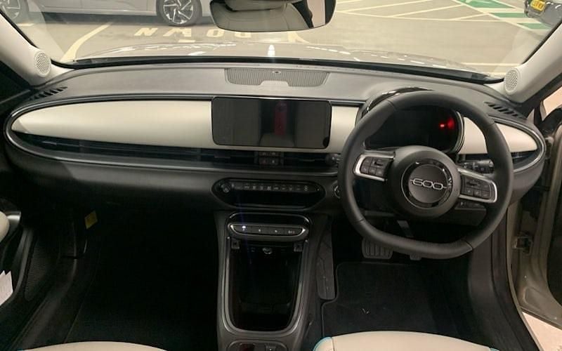 New Fiat 600E La Prima 114 kW (156 HP) 2025 Brown SUV