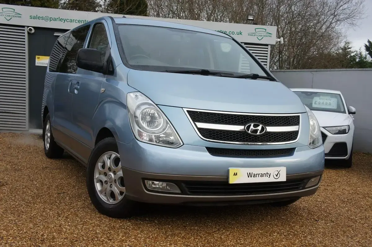 Used Hyundai I800 Style 2011 Blue MPV