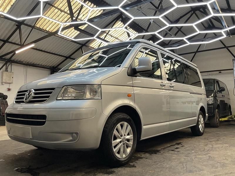 Begagnad VW T5 SE 130 HK (95 kW) 2007 Silver Van