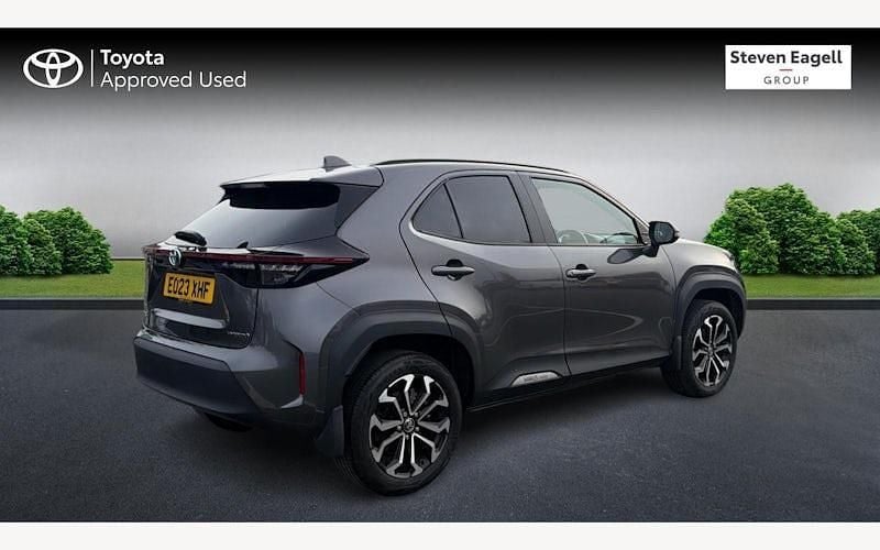 Used Toyota Yaris Hybrid Design 116 HP (85 kW) 2026 Estate