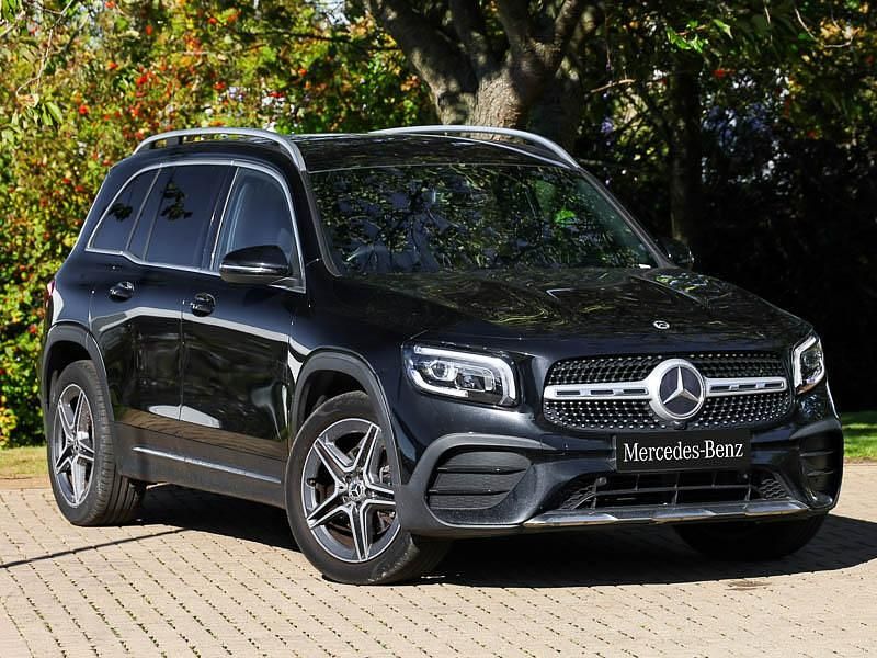 Black Used 2021 Mercedes GLB200 AMG line SUV | £25,498 (Fair price) - Image 1/4