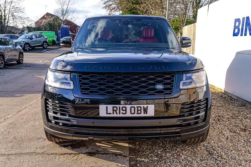Used Land Rover Range Rover Vogue SE 275 HP (202 kW) 2019 Black SUV