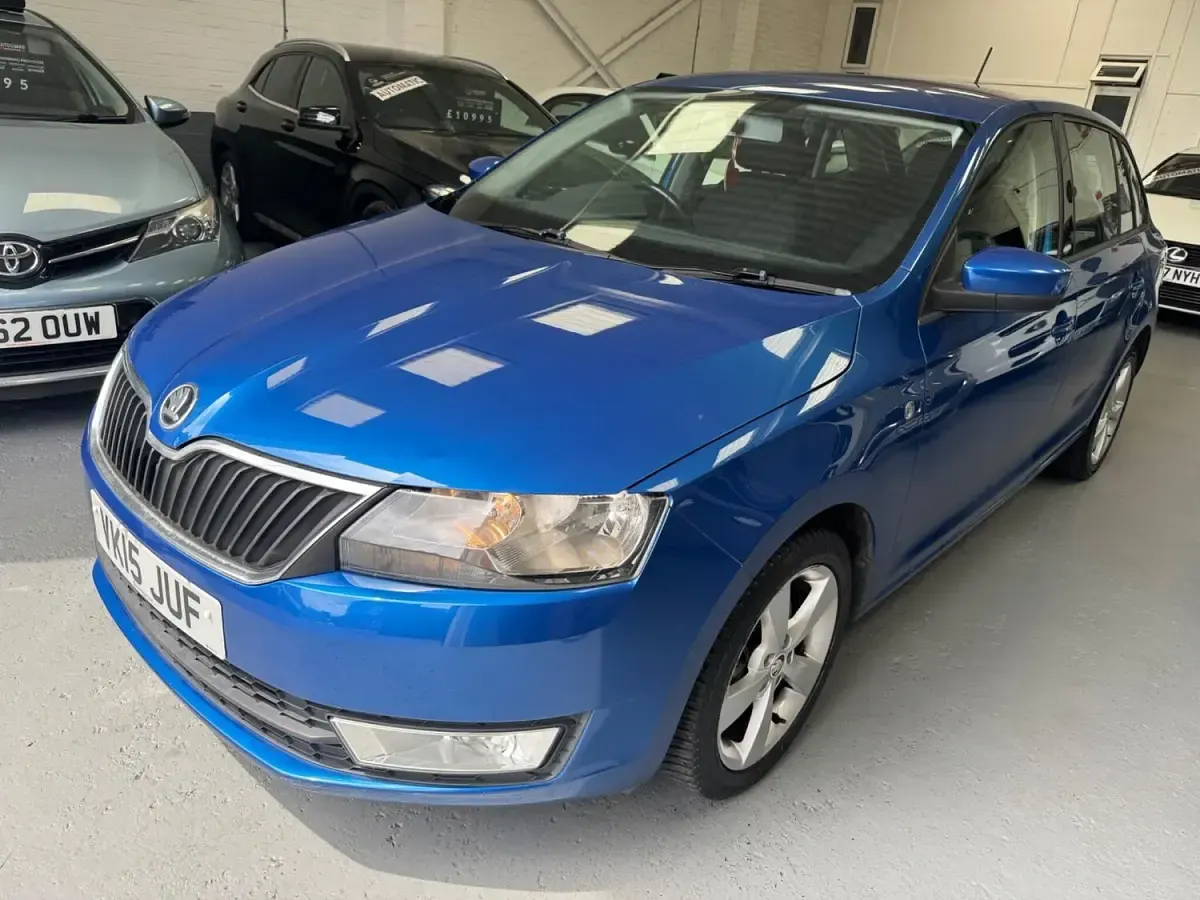 Used Skoda Rapid SE 2015 Blue Hatchback