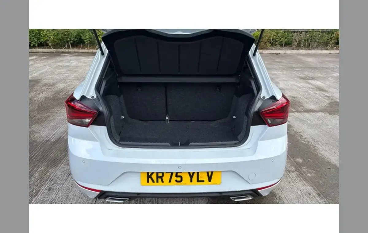 New Seat Ibiza FR 113 HP (83 kW) 2025 White Hatchback