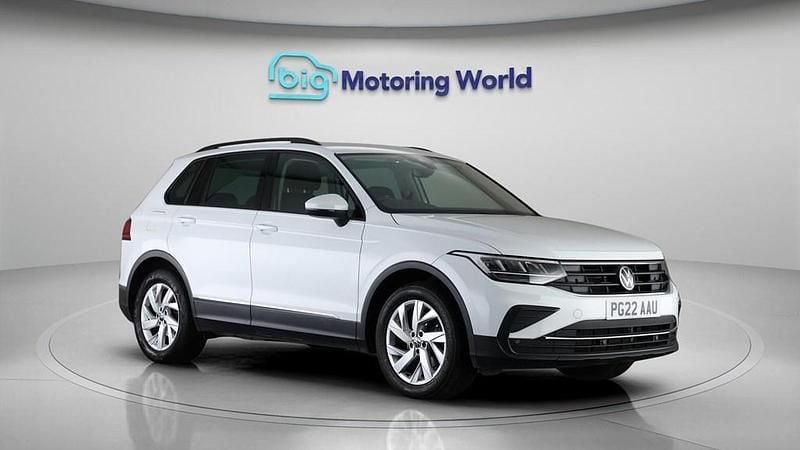 Used VW Tiguan S 150 HP (110 kW) 2022 White SUV