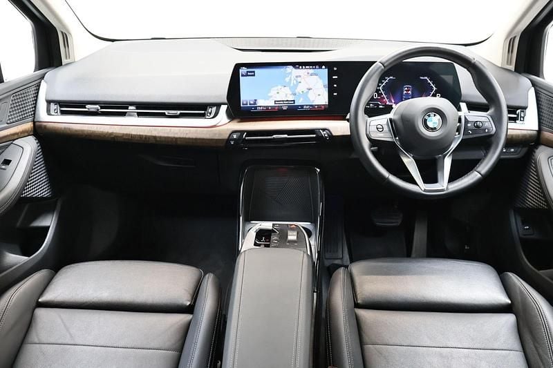 Used BMW 220 Active Tourer Luxury Line 168 HP (123 kW) 2022 Blue MPV