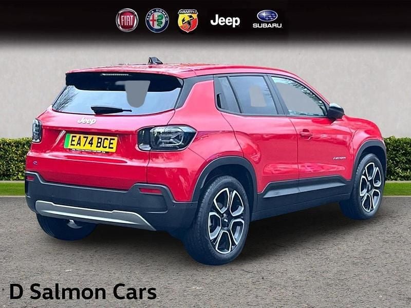 Begagnad Jeep Avenger EV Altitude 114 kW (156 HK) 2024 Röd SUV
