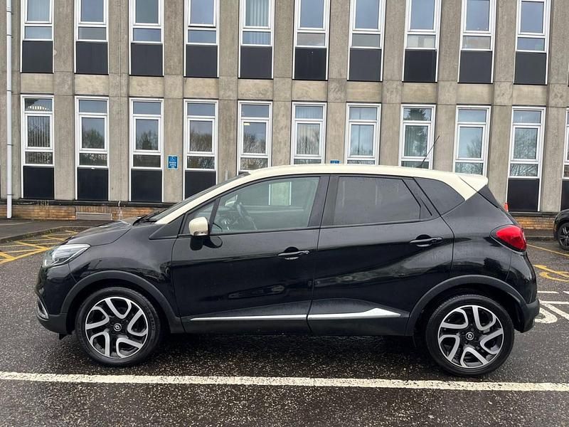 Usado Renault Captur Dynamique 90 HP (66 kW) 2016 Preto SUV