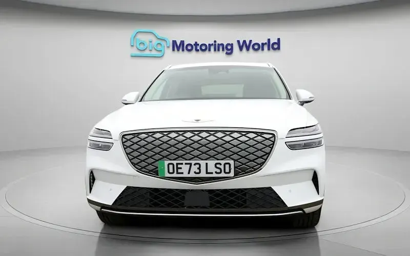 Used Genesis GV70 Sport 360 kW (490 HP) 2023 White SUV
