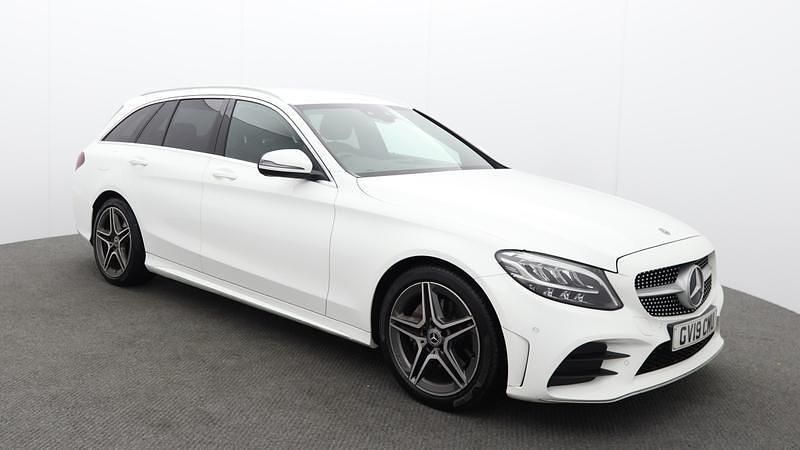 Used Mercedes C220 AMG line 194 HP (142 kW) 2019 White Estate