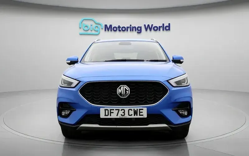 Używany MG ZS Exclusive 106 KM (77 kW) 2023 Niebieski SUV