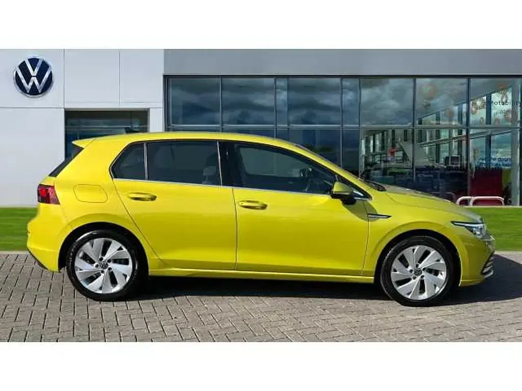 Used VW Golf VIII 150 HP (110 kW) 2023