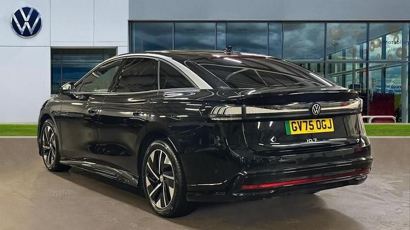New VW ID.7 Pro 210 kW (286 HP) 2025 Grenadilla black metallic