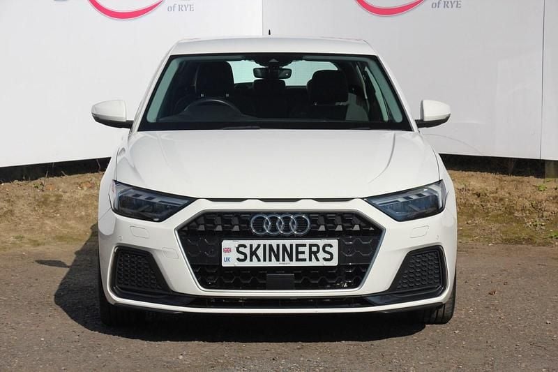 Used Audi A1 Sportback Sport 150 HP (110 kW) 2020 White Hatchback