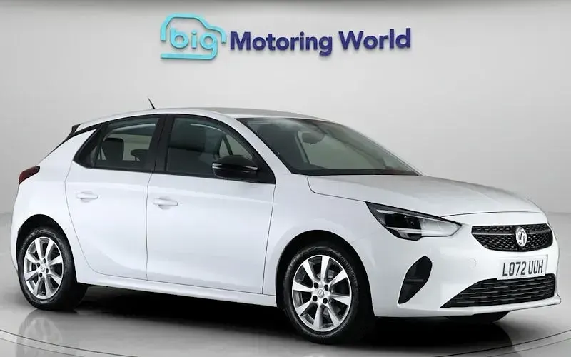 Used Vauxhall Corsa Design Edition 75 HP (55 kW) 2022 Hatchback