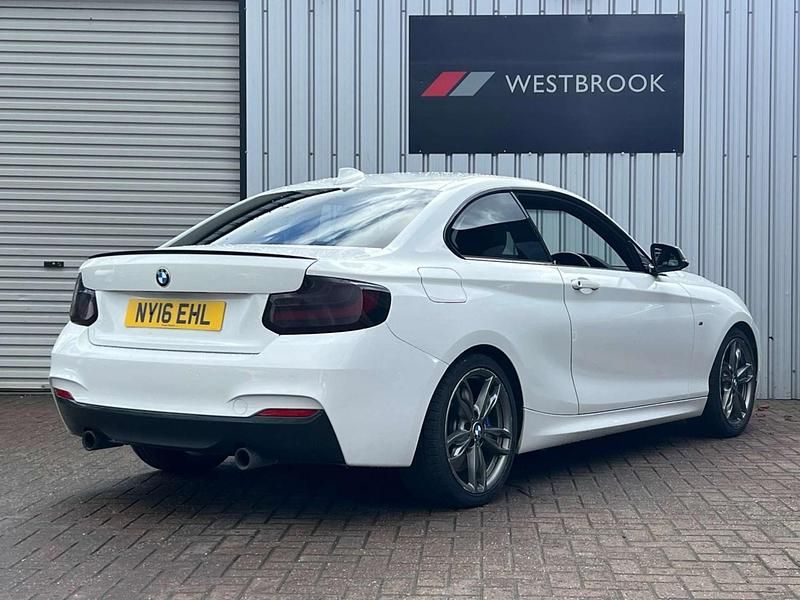 Usado BMW M235 Comfort Edition 2016 Blanco Coupe
