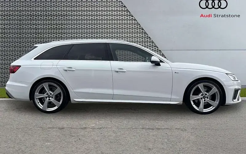Used Audi A4 S-Line 150 HP (110 kW) 2025 Sedan