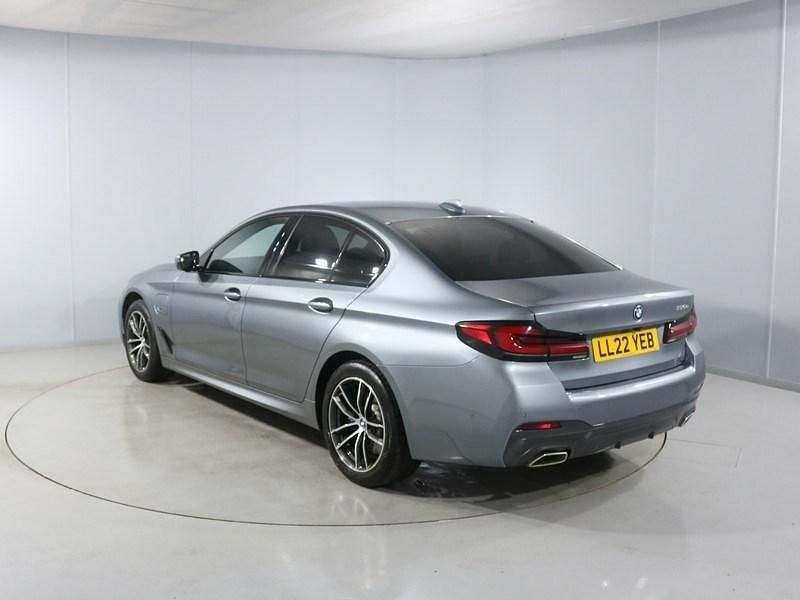 Used BMW 530e M Sport 288 HP (211 kW) 2022 Blue Sedan