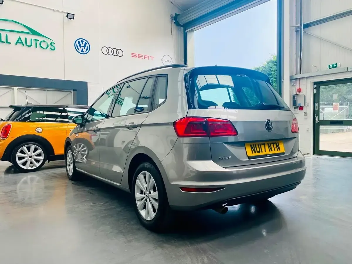 Used VW Golf Sportsvan SE 2017 Silver MPV
