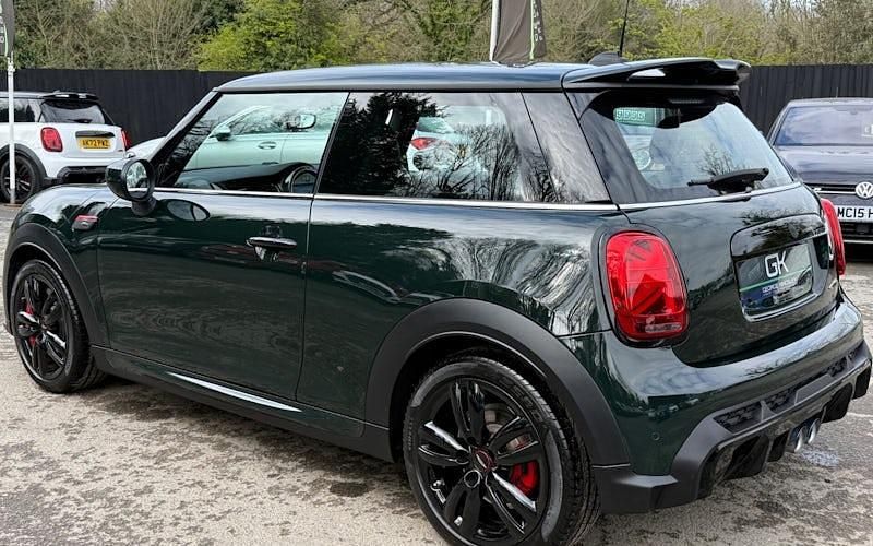 Used Mini John Cooper Works Hatch 231 HP (169 kW) 2022 Green Hatchback
