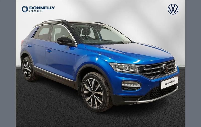 Used VW T-Roc Design 113 HP (83 kW) 2021 Blue SUV