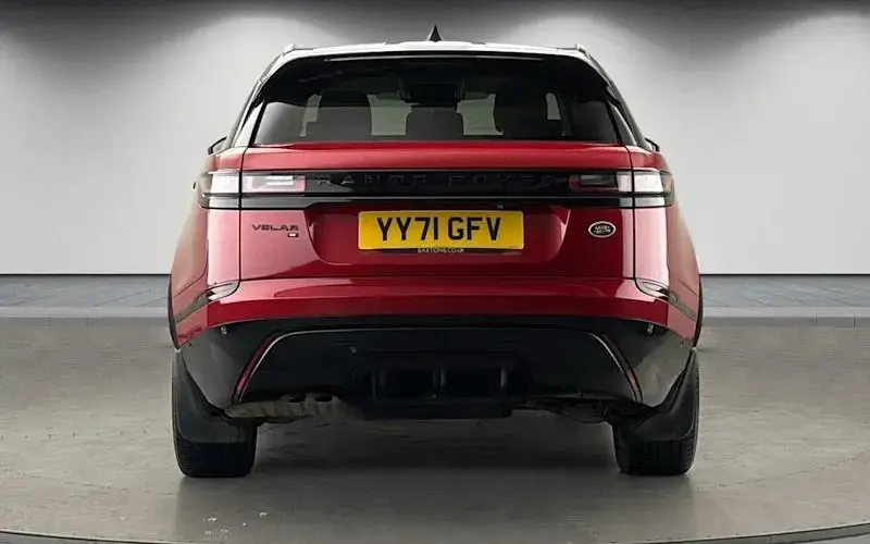 Used Land Rover Range Rover Velar SE Dynamic 204 HP (150 kW) 2021 Firenze red SUV