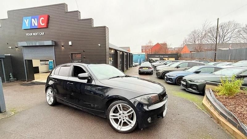 Black Used 2011 BMW 116 Performance Hatchback | £2,991 (Good price) - Image 1/4