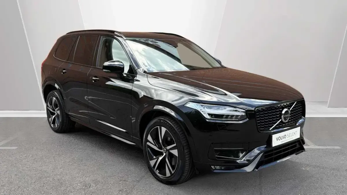 Used Volvo XC90 Plus 235 HP (172 kW) 2022 SUV