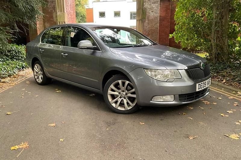 Grey Used 2009 Skoda Superb SE Hatchback | £2,799 (Fair price) - Image 1/1