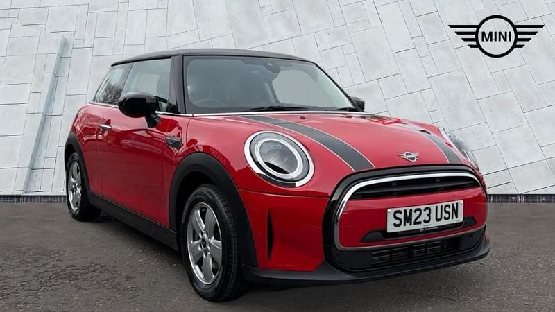 Used Mini Cooper Classic 134 HP (98 kW) 2023 Red Hatchback