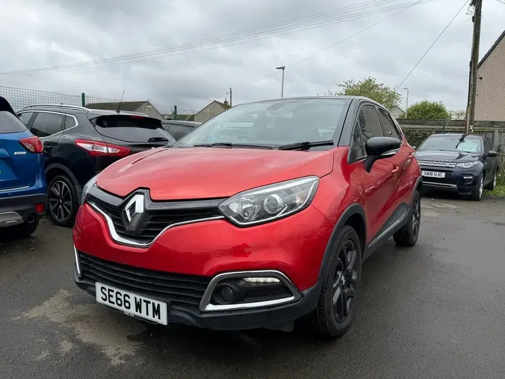 Gebraucht Renault Captur Dynamique 90 PS (66 kW) 2017 Rot SUV